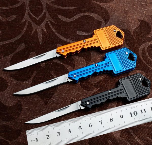 Porte clé muni d’un couteau canif de poche