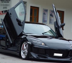 Kit de lambo doors / portes verticales pour Mazda RX8