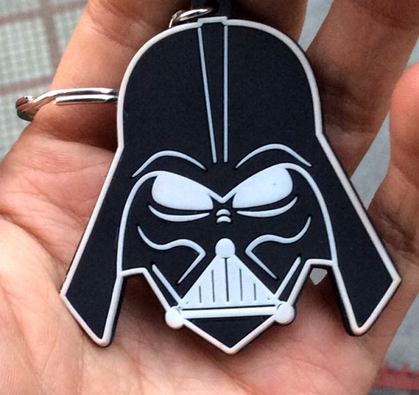 Porte Clef Star Wars Darth Vader ou Anakin Skywalker en noir et blanc